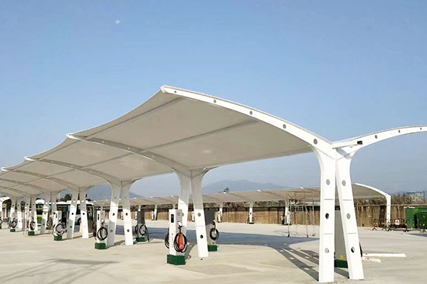 充電樁膜結構車棚雨棚一般選用什么膜材比較合適呢？