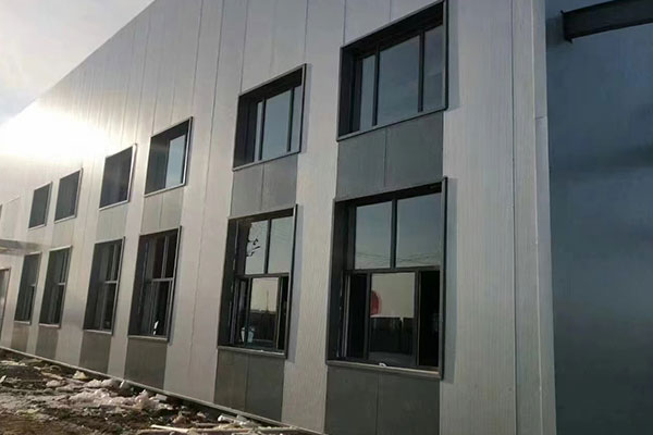 烏魯木齊鋼結(jié)構(gòu)廠房